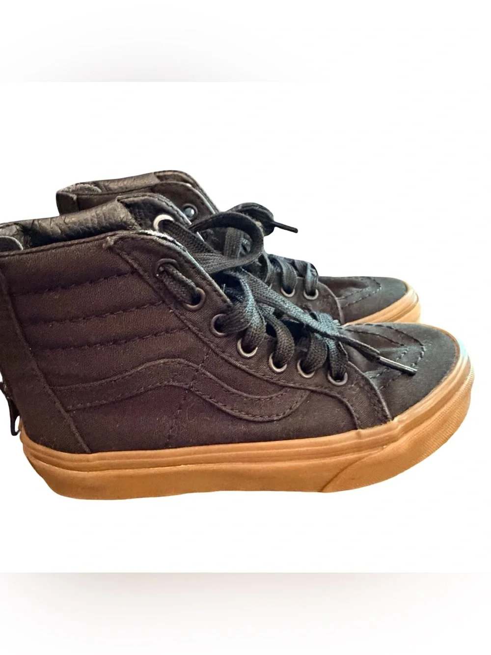Vans Sk8-Hi Kids 12.5 Black on Black/ Gum Sole/ Back Zip